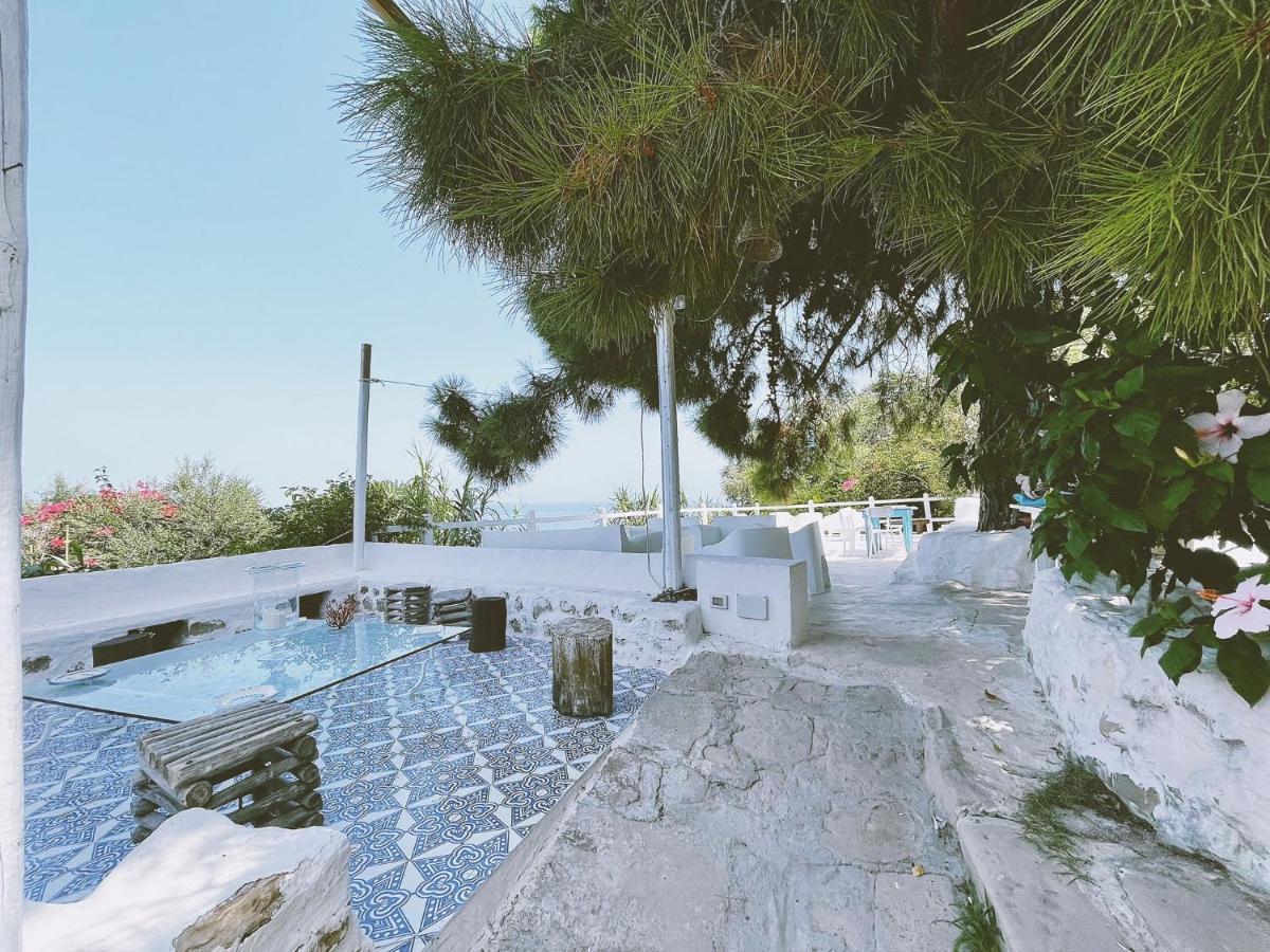 La Casa Del Nespolo Bed & Breakfast Capo d'Orlando Luaran gambar
