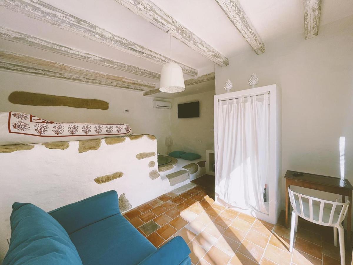 La Casa Del Nespolo Bed & Breakfast Capo d'Orlando Luaran gambar