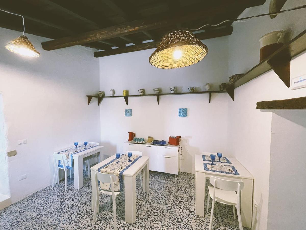 La Casa Del Nespolo Bed & Breakfast Capo d'Orlando Luaran gambar