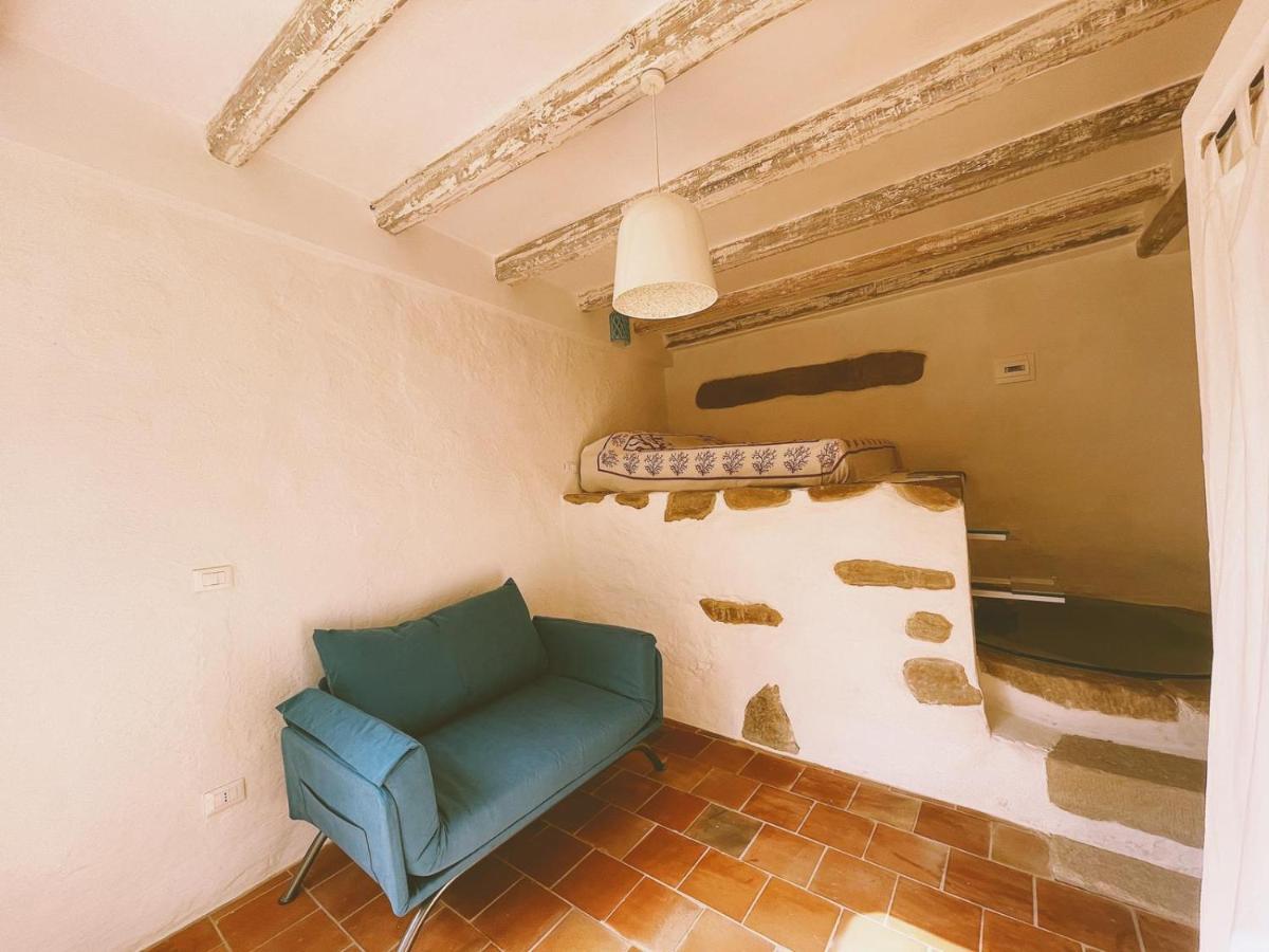 La Casa Del Nespolo Bed & Breakfast Capo d'Orlando Luaran gambar